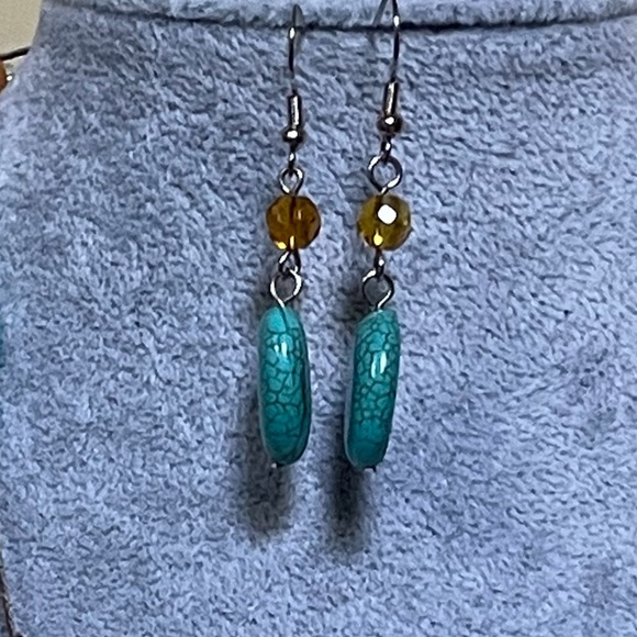 Three strand turquoise stone bead and brown bead silver link necklace set - Picture 3 of 3